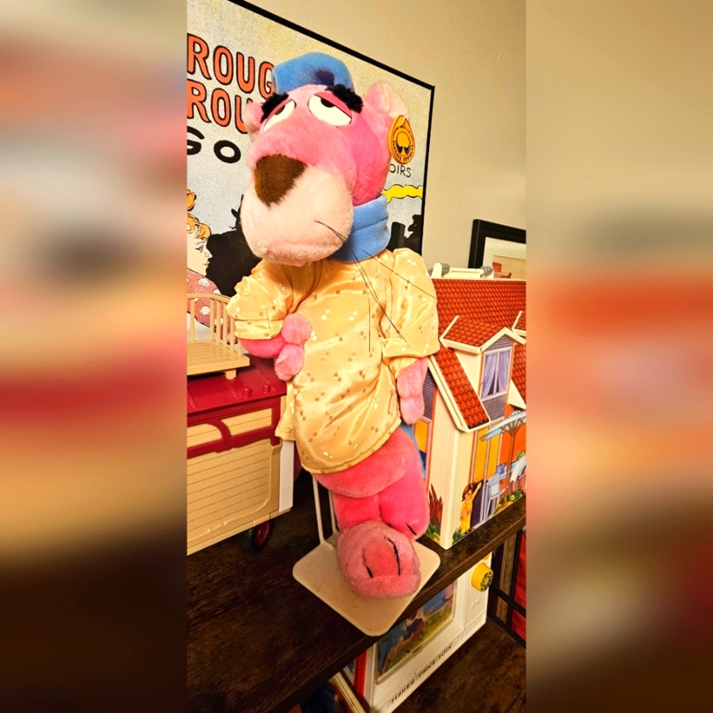 Vintage Le Artist 1980 Pink Panther Plush Velvet Touch Collection